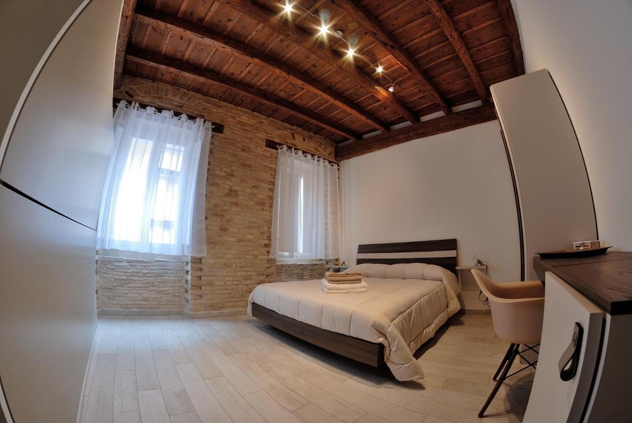 B&B Del Corso Loreto Exteriér fotografie